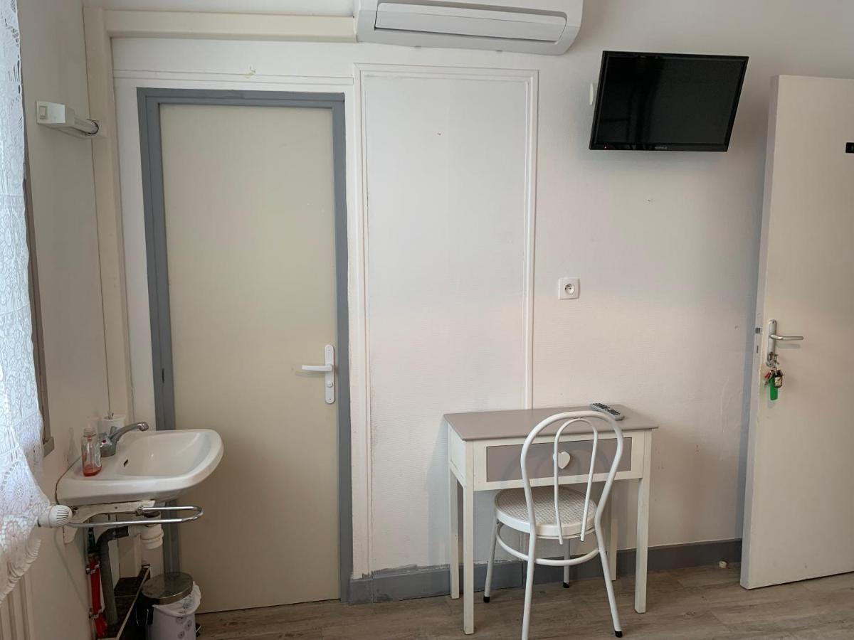 Hotel Du Cygne De La Croix Blanche Lailly-en-Val エクステリア 写真