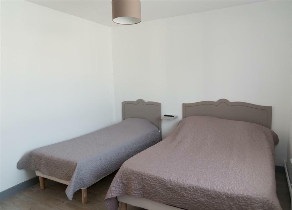 Hotel Du Cygne De La Croix Blanche Lailly-en-Val エクステリア 写真